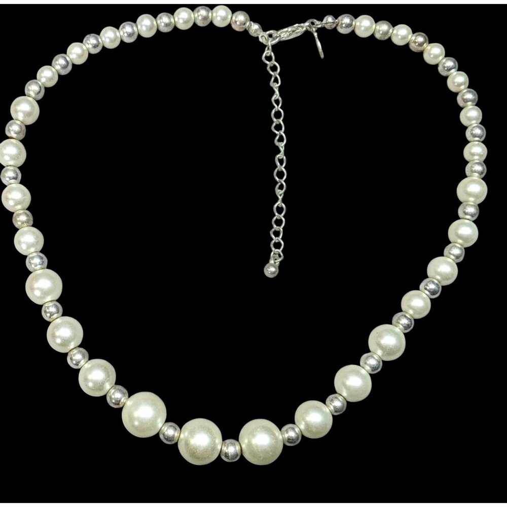 Vintage KR Marked Faux Pearl And Silver Tone Beaded Necklace